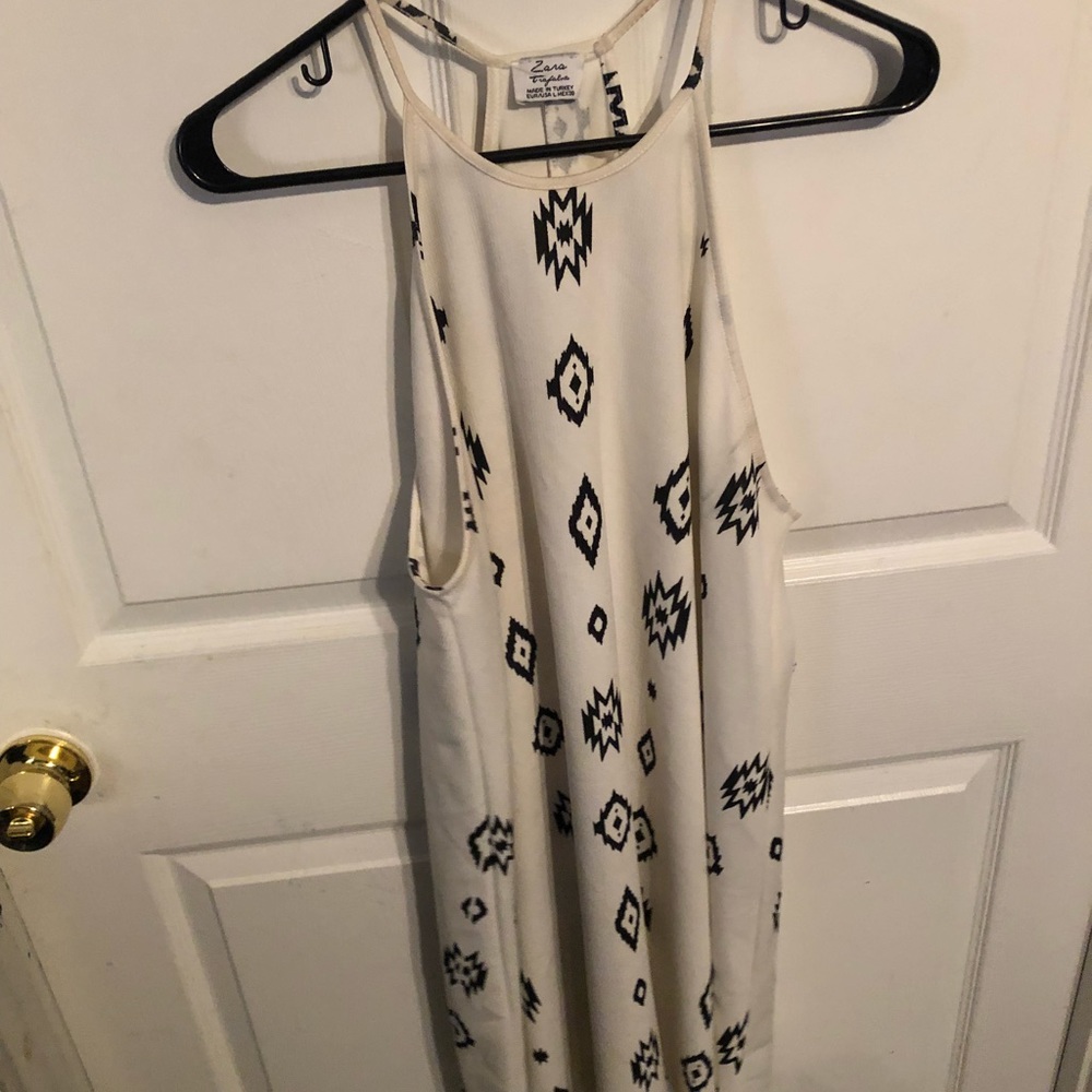 Zara White Dress with Geometric Pattern Prints